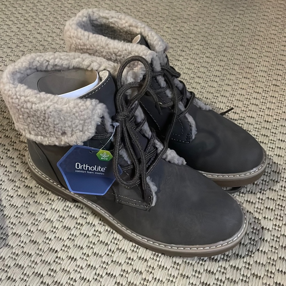 Sonoma Ortholite boots, size 7